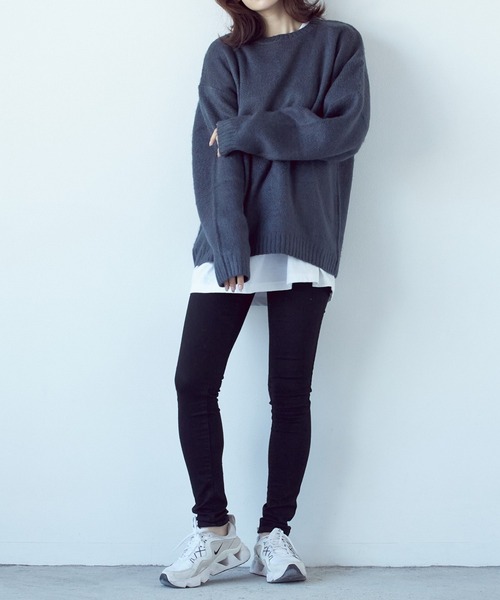 Bling Leads（ブリングリーズ）の「【RES】【Bling leads】クルーネックモヘアタッチオーバーサイズプルオーバー（ニット/セーター・レディース・チャコール/ブラック/ブラック×レッド/グレー系/グリーン系1/ライトグレー/グリーン/グリーン系/マスタード/ベージュ系/ブルー・M/L）」の16枚目の写真