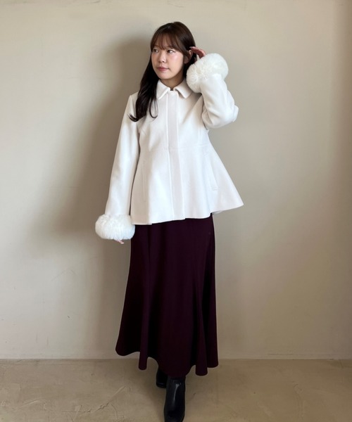 MISCH MASCH（ミッシュマッシュ）の「一部店舗限定  2way袖ファーペプラムコート（チェスターコート・レディース・ブルー/グレー/アイボリー・ﾌﾘ-）」の17枚目の写真