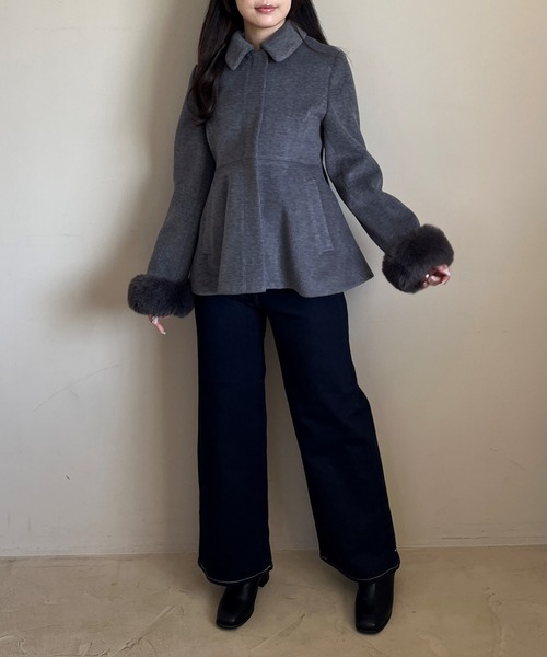 MISCH MASCH（ミッシュマッシュ）の「一部店舗限定  2way袖ファーペプラムコート（チェスターコート・レディース・ブルー/グレー/アイボリー・ﾌﾘ-）」の22枚目の写真