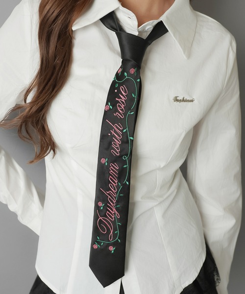 SPINNS(スピンズ)の「ネクタイ/刺繍(ネクタイ・レディース・ブラック・ONESIZE)」の1枚目の写真