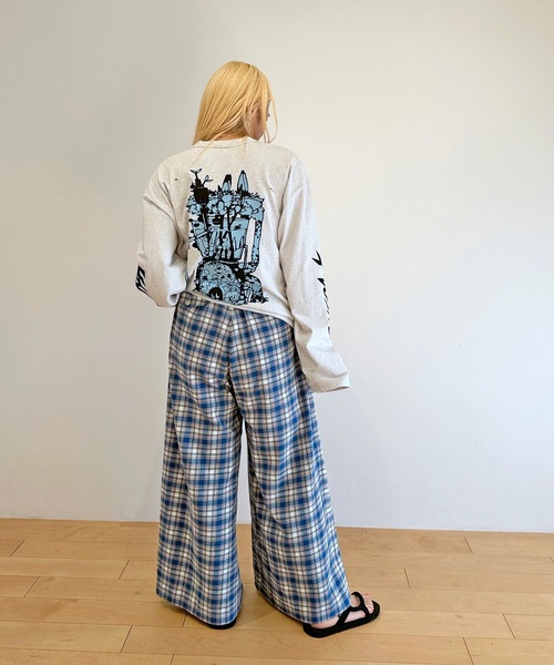 HOLIDAY（ホリデイ）の「SUPER FINE DRY DAMAGE L/S T-SHIRT (CIRCULATION) スーパーファインドライダメージロングスリーブTシャツ (サーキュレーション)（Tシャツ/カットソー・レディース・レッド/シルバーグレー/ブラック・XL）」の18枚目の写真