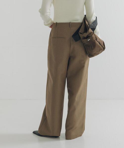URBAN RESEARCH(アーバンリサーチ)の「ウールブレンドチェックワイドパンツ(その他パンツ・レディース・キャメル/グレー系その他・38/36/40)」の19枚目の写真
