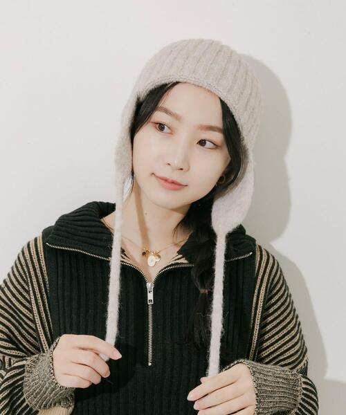 SMELLY（スメリー）の「イヤーフラップニットキャップ（ニットキャップ/ビーニー・レディース・グレー/ブラック/ベージュ・-）」の4枚目の写真