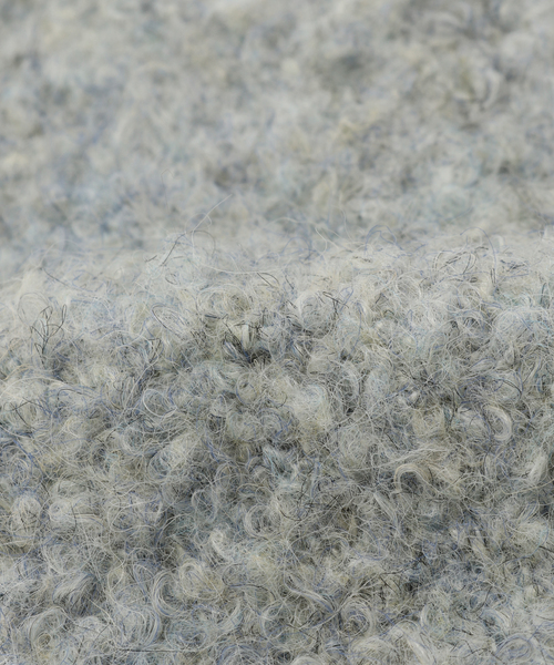 La TOTALITE(ラトータリテ)の「【洗える】La Totalite ブークレーメランジマフラー(マフラー・レディース・チャコールグレー/アイボリー/ブルー系その他・FREE)」の4枚目の写真