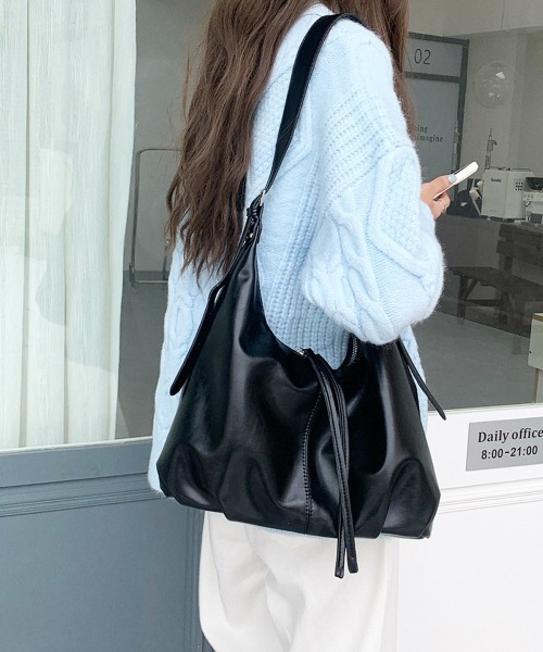 NEW GENTLEMAN（ニュージェントルマン）の「クロエ ショルダーバッグ（ショルダーバッグ・レディース・ブラウン/ブラック・FREE）」の7枚目の写真