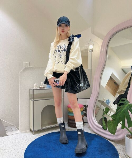NICK&NICOLE（ニックアンドニコール）の「BUTTERFLY SIGNATURE SWEATSHIRT_CREAM NAVY（スウェット・レディース・その他・FREE）」の4枚目の写真
