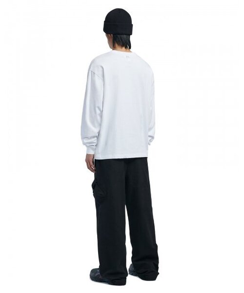 NOMANUAL（NOMANUAL）の「BASIC LONG SLEEVE TEE - WHITE（Tシャツ/カットソー・レディース・その他・SMALL/MEDIUM/LARGE/X-LARGE）」の4枚目の写真