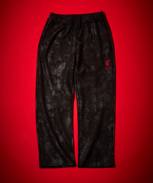 417 EDIFICE(フォーワンセブンエディフィス)の「【Liverpool FC / リバプール FC】Fake Leather Track Pants(スラックス・メンズ・ブラック/ブラウン・MEDIUM/LARGE/X-LARGE)」の1枚目の写真