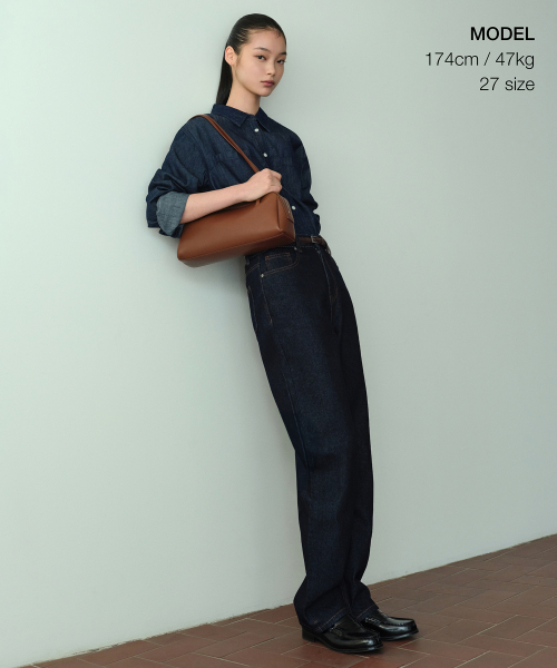 MUSINSA STANDARD WOMAN（ムシンサスタンダードウーマン）の「ウィメンズストレートデニムパンツ [ディープインディゴ]（デニムパンツ・レディース・その他・32/30/29/23/24/25/26/27/28）」の2枚目の写真
