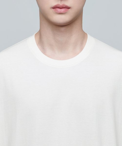 MUSINSA STANDARD（ムシンサスタンダード）の「エクストラオーバーサイズクルーネックTシャツ[クリーム]（Tシャツ/カットソー・メンズ・その他・MEDIUM/LARGE/X-LARGE/XX-LARGE/XXX-LARGE/SMALL）」の4枚目の写真