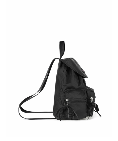 FENNEC（フェネック）の「BERRY POCKET BACKPACK - BLACK（バックパック/リュック・レディース・その他・FREE）」の6枚目の写真