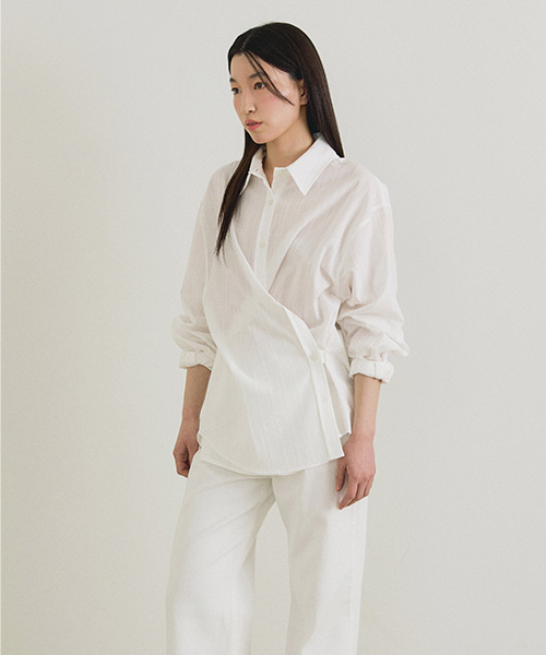LINGSEOUL（リングソウル）の「stripe side button wrap shirt-ivory（シャツ/ブラウス・レディース・その他・FREE）」の3枚目の写真