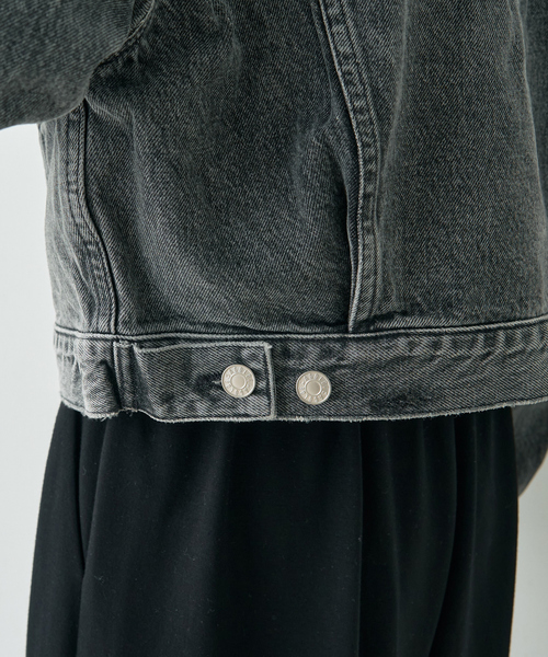 Rouge vif（ルージュヴィフ）の「【AGOLDE/エーゴールドイー】PALMER JACKET IN SPIRI ショート丈デニムジャケット（デニムジャケット・レディース・ブラック・フリー）」の12枚目の写真