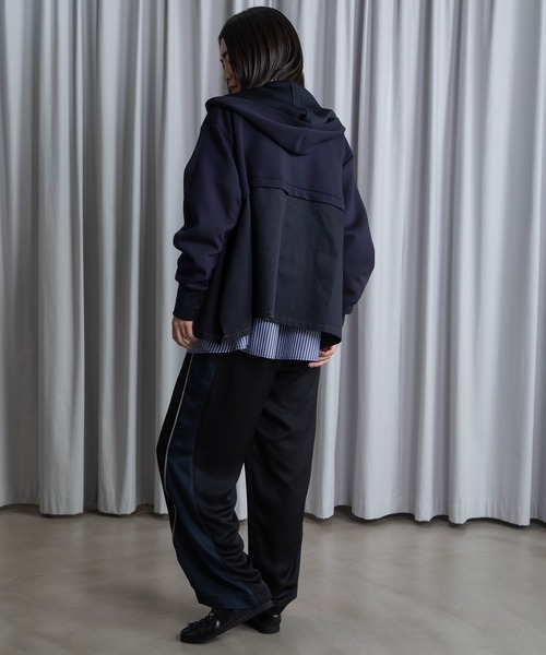 MARECHAL TERRE（マルシャルテル）の「ポケットフーディー（パーカー・レディース・ブラック/アイボリー/グレー系/ネイビー・MEDIUM）」の20枚目の写真