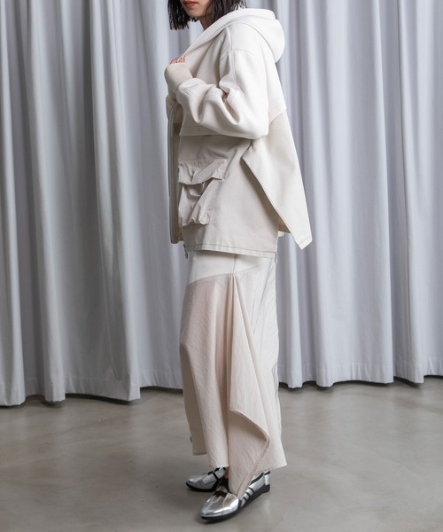 MARECHAL TERRE（マルシャルテル）の「ポケットフーディー（パーカー・レディース・ブラック/アイボリー/グレー系/ネイビー・MEDIUM）」の14枚目の写真