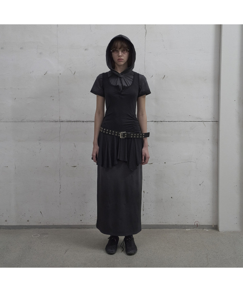 LCDC TM(エルシーディーシーティーエム)の「HOODED TWISTED DRESS (DARK GREY)(ワンピース・レディース・ダークグレー・SMALL)」の8枚目の写真