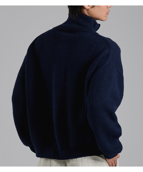BUTTON SEOUL(ボタンソウル)の「ルーズフィットハーフジップハイネックニット(ネイビー)(ニット/セーター・メンズ・その他・MEDIUM/LARGE/X-LARGE)」の9枚目の写真