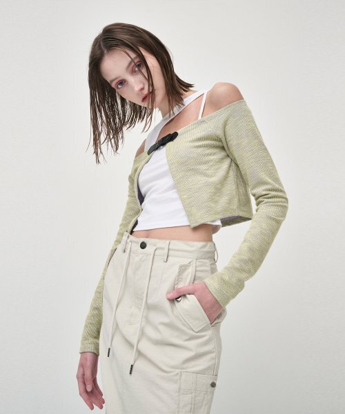 ETMON（エトモン）の「Cut Out Sleeveless Top, Ivory（Tシャツ/カットソー・レディース・その他・FREE）」の2枚目の写真