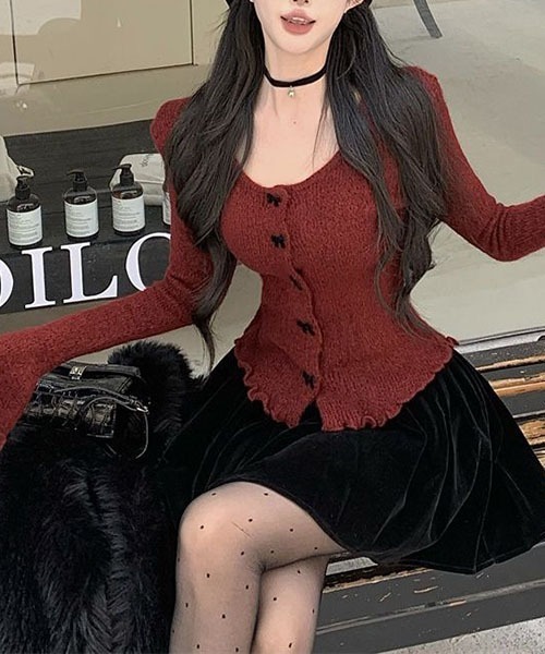 gossip！ロサンゼルス（ゴシップロサンゼルス）の「リボンボタン ウェーブヘム ロングスリーブニットトップス レディース コンパクト丈  秋服（ニット/セーター・レディース・レッド/ベージュ・FREE）」の8枚目の写真