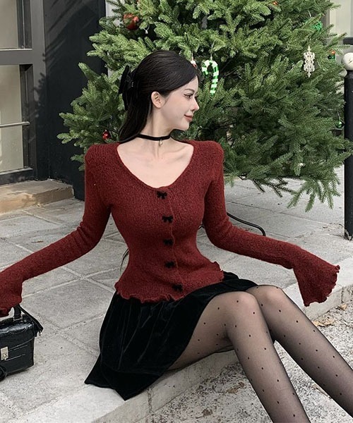 gossip！ロサンゼルス（ゴシップロサンゼルス）の「リボンボタン ウェーブヘム ロングスリーブニットトップス レディース コンパクト丈  秋服（ニット/セーター・レディース・レッド/ベージュ・FREE）」の10枚目の写真
