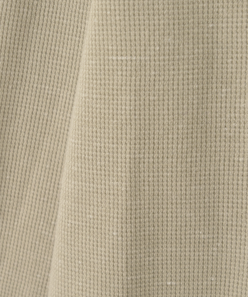 ANOTHER OFFICE WOMEN(アナザー オフィス ウーマン)の「w. Waffle Henley Shirt (Pale khaki)(Tシャツ/カットソー・レディース・その他・FREE)」の6枚目の写真