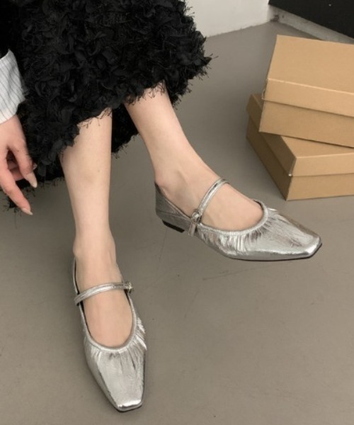 SHEPP(シープ)の「【26年春新作】フラットソールギャザーバレエシューズ(バレエシューズ・レディース・ホワイト/ブラック/シルバー・M/L)」の3枚目の写真