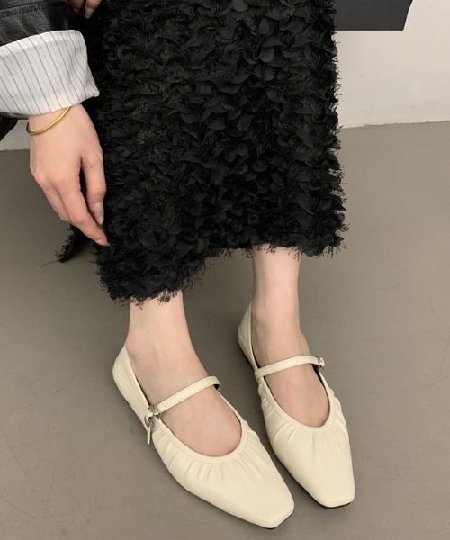 SHEPP(シープ)の「【26年春新作】フラットソールギャザーバレエシューズ(バレエシューズ・レディース・ホワイト/ブラック/シルバー・M/L)」の4枚目の写真