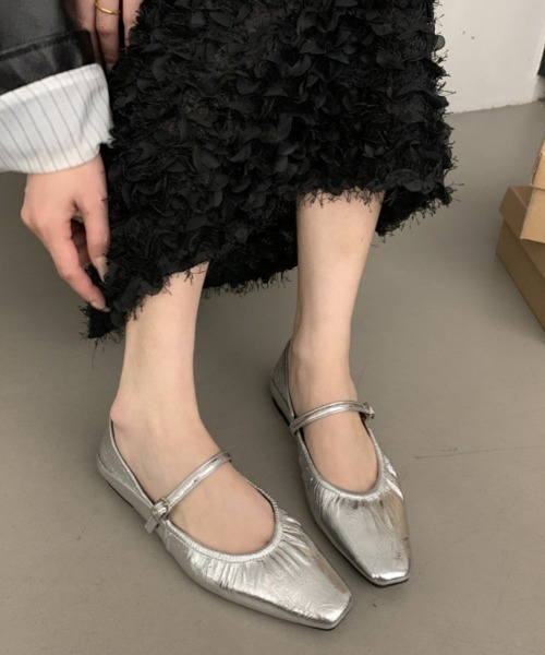 SHEPP(シープ)の「【26年春新作】フラットソールギャザーバレエシューズ(バレエシューズ・レディース・ホワイト/ブラック/シルバー・M/L)」の9枚目の写真