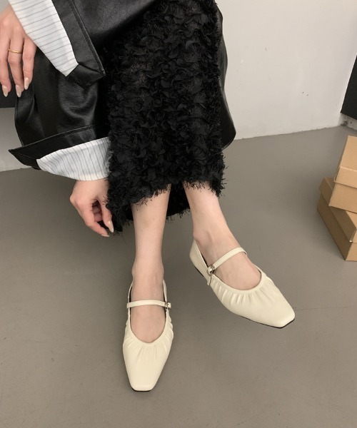 SHEPP(シープ)の「【26年春新作】フラットソールギャザーバレエシューズ(バレエシューズ・レディース・ホワイト/ブラック/シルバー・M/L)」の14枚目の写真