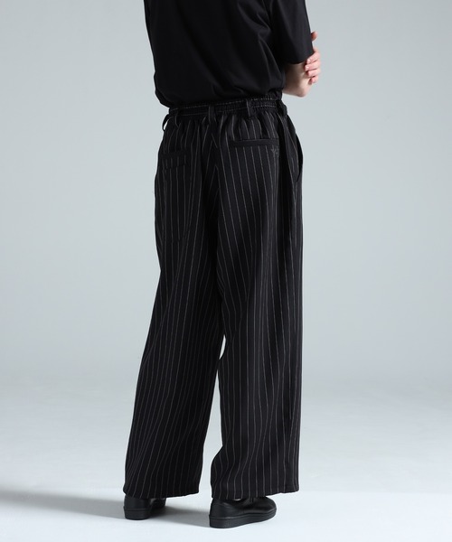 Y-3（ワイスリー）の「Y-3 SPORT UNIFORM PINSTRIPE TRACK PANTS（その他パンツ・メンズ・ブラック×ホワイト・XX-SMALL/X-SMALL/SMALL/MEDIUM）」の4枚目の写真