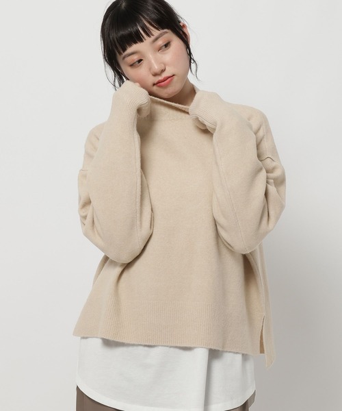 niko and...（ニコアンド）の「Wコアスパンハイネックプルオーバー（ニット/セーター・レディース・イエロー/チャコール/クリーム/ブルー・LARGE/MEDIUM）」の2枚目の写真