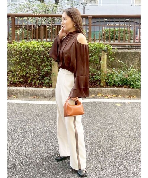 LAGUNAMOON（ラグナムーン）の「フロントジップラインパンツ（その他パンツ・レディース・アイボリー/ピンク/ブラウン・SMALL/MEDIUM）」の8枚目の写真