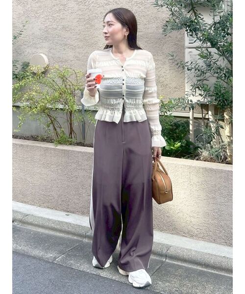 LAGUNAMOON（ラグナムーン）の「フロントジップラインパンツ（その他パンツ・レディース・アイボリー/ピンク/ブラウン・SMALL/MEDIUM）」の4枚目の写真