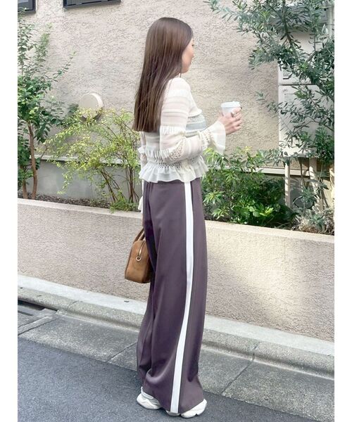 LAGUNAMOON（ラグナムーン）の「フロントジップラインパンツ（その他パンツ・レディース・アイボリー/ピンク/ブラウン・SMALL/MEDIUM）」の5枚目の写真