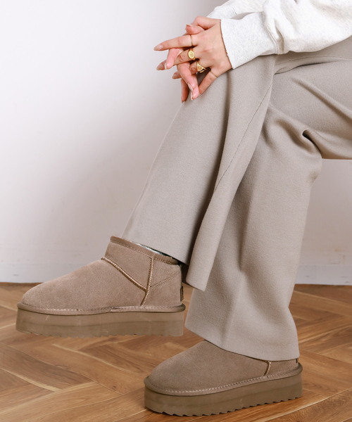 COLORS OF CALIFORNIA（カラーズオブカリフォルニア）の「*【COLORS OF CALIFORNIA】Platform suede boots（ブーツ・レディース・ベージュ/ブラック・37/38/39）」の5枚目の写真