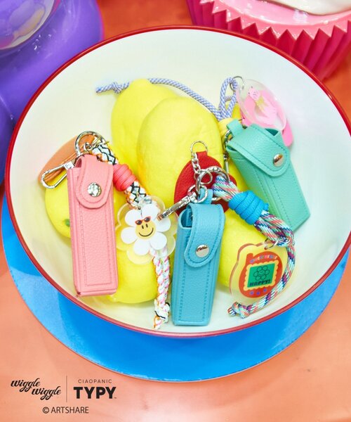 セール】【wiggle wiggle】リップケース＆ミラー付きチャーム