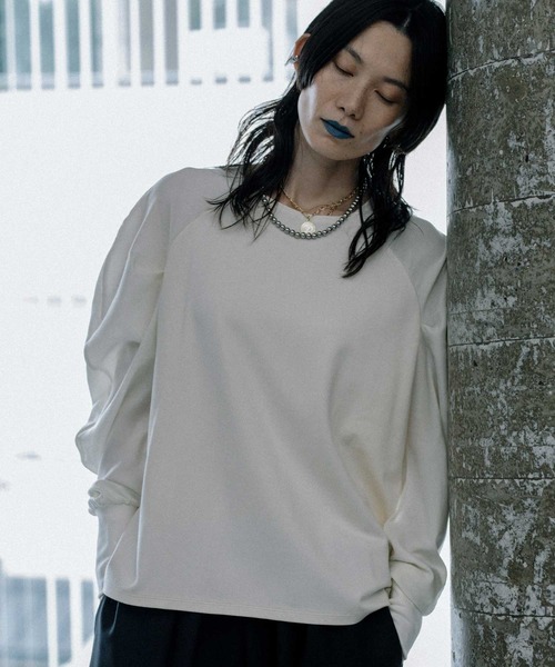 MARECHAL TERRE(マルシャルテル)の「ドッキングプルオーバー(Tシャツ/カットソー・レディース・アイボリー/ブラック/ネイビー/ライトグレー・MEDIUM)」の2枚目の写真