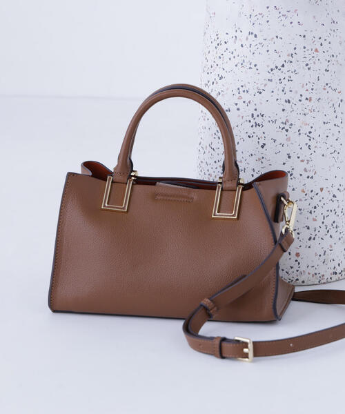 NATURAL BEAUTY BASIC（ナチュラルビューティーベーシック）の「◇スクエアメタルトートバッグ（トートバッグ・レディース・ブラウン/ホワイト系その他/ブラック・ﾌﾘ-）」の3枚目の写真