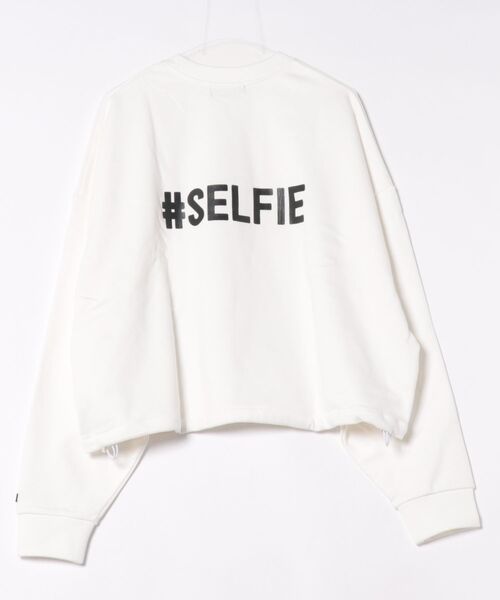 Little sunny bite(リトルサニーバイト)の「【RS】【little sunny bite Disney collection】micky & minnie selfie sweat top(スウェット・レディース・ブラック/ホワイト・MEDIUM/SMALL)」の6枚目の写真