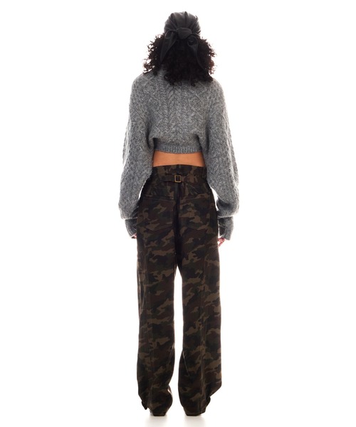 BEEDEN(ビーデン)の「LOOSE CABLE BOLERO TOPS(カーディガン/ボレロ・レディース・グレー/ブラック・FREE)」の17枚目の写真