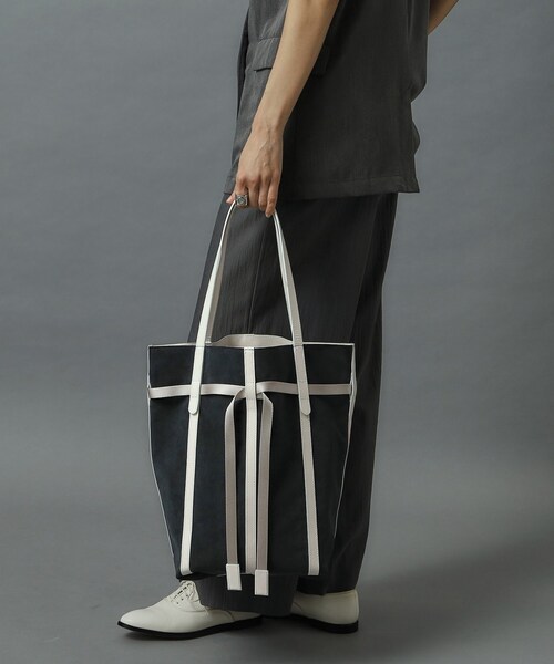 HIROKO HAYASHI(ヒロコハヤシ)の「PANIER CAMOSCIO(パニエ カモッショ)トートバッグ(トートバッグ・レディース・チャコール/ライトグリーン系・00)」の22枚目の写真