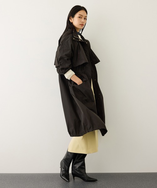 ROPE'（ロペ）の「撥水フーデッドドロストロング丈コート（マウンテンパーカー・レディース・ダークブラウン・FREE）」の6枚目の写真