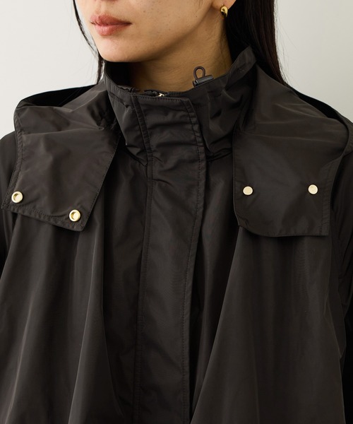 ROPE'（ロペ）の「撥水フーデッドドロストロング丈コート（マウンテンパーカー・レディース・ダークブラウン・FREE）」の16枚目の写真