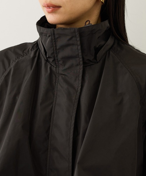 ROPE'（ロペ）の「撥水フーデッドドロストロング丈コート（マウンテンパーカー・レディース・ダークブラウン・FREE）」の17枚目の写真