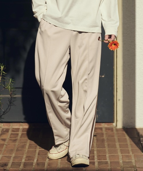 UN-FILLED(アンフィルド)の「mp14524- GARBERA EMB TRACK PANTS トラックパンツ(SDUF-2608)(その他パンツ・メンズ・グレー系その他/ベージュ系その他/ブラック×ホワイト・XL/L/M)」の5枚目の写真