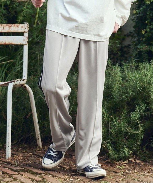 UN-FILLED(アンフィルド)の「mp14524- GARBERA EMB TRACK PANTS トラックパンツ(SDUF-2608)(その他パンツ・メンズ・グレー系その他/ベージュ系その他/ブラック×ホワイト・XL/L/M)」の12枚目の写真