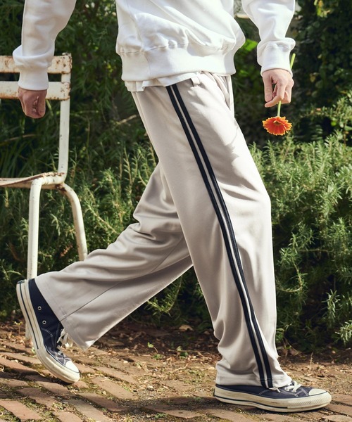 UN-FILLED(アンフィルド)の「mp14524- GARBERA EMB TRACK PANTS トラックパンツ(SDUF-2608)(その他パンツ・メンズ・グレー系その他/ベージュ系その他/ブラック×ホワイト・XL/L/M)」の13枚目の写真