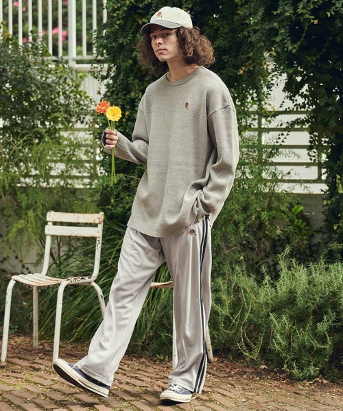 UN-FILLED(アンフィルド)の「mp14524- GARBERA EMB TRACK PANTS トラックパンツ(SDUF-2608)(その他パンツ・メンズ・グレー系その他/ベージュ系その他/ブラック×ホワイト・XL/L/M)」の18枚目の写真