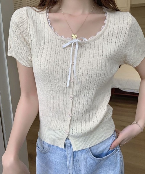 SHEPP(シープ)の「【26年春夏新作】リボンレーストリム透かし編み半袖ニットトップス(Tシャツ/カットソー・レディース・グレー/サックスブルー/ブラック/アイボリー・F)」の7枚目の写真