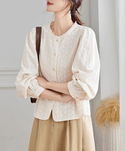 ONEP STAR(ワンピスター)の「刺繍×レース付きフェミニンブラウス(シャツ/ブラウス・レディース・ホワイト/ベージュ・MEDIUM/LARGE/X-LARGE)」の4枚目の写真